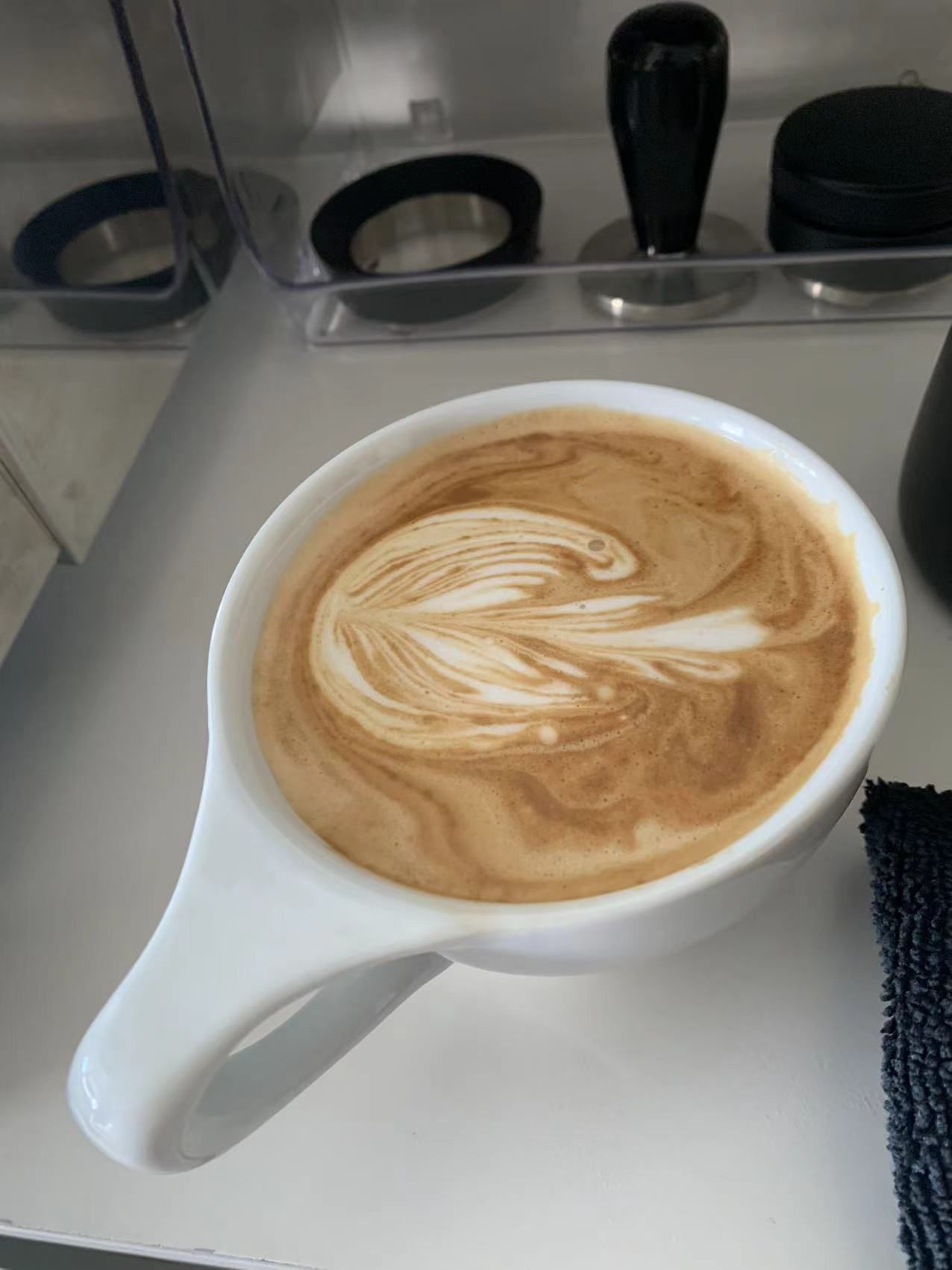 Latte art in one minute with NanoFoamer 